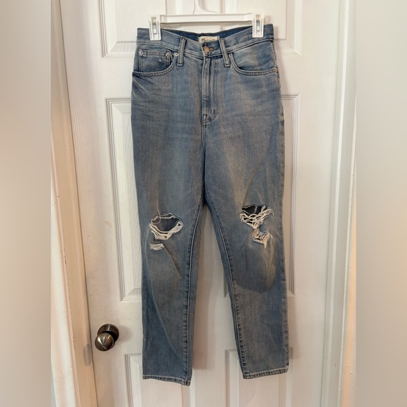 Madewell High Rise Distressed Light Blue mom jeans size 26 - Picture 1 of 9